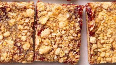 Easy Raspberry Jam Bars (5 ingredients) 2